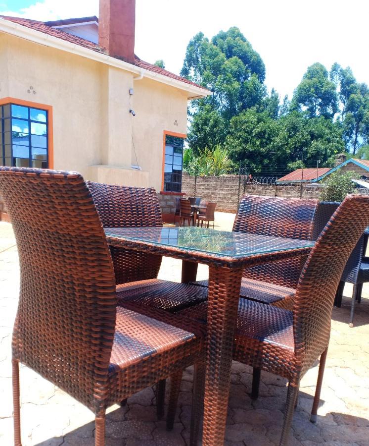 The Peak Meadows Hotel Nyeri Exterior photo