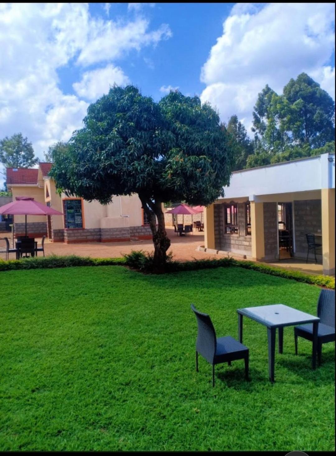 The Peak Meadows Hotel Nyeri Exterior photo